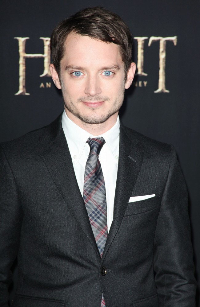 elijah-wood-premiere-the-hobbit-an-unexpected-journey-01